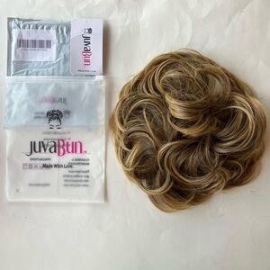 JuvaBun Messy Bun 2.0 in Dark Blonde